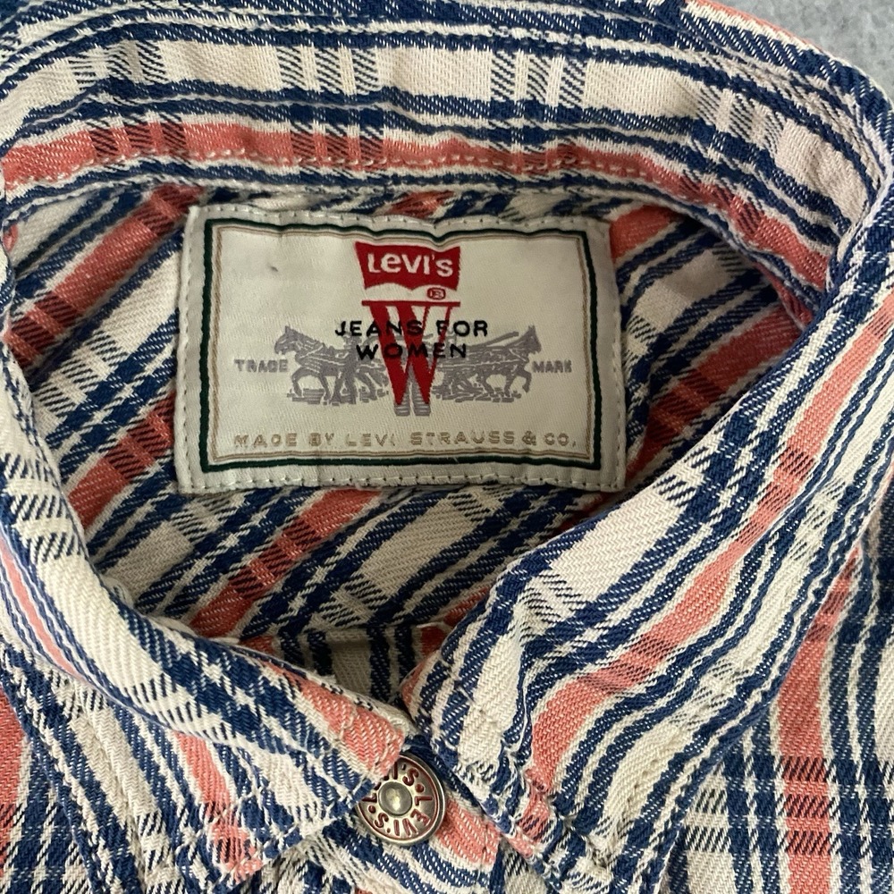 Levi's Crop Western Shirt Women's Medium Plaid Pink Cowboy Stretch Distressed - Picture 3 of 13
